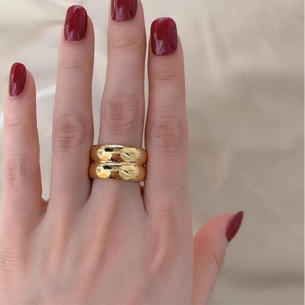 Anillo liso chapado oro 18k - Imagen 2